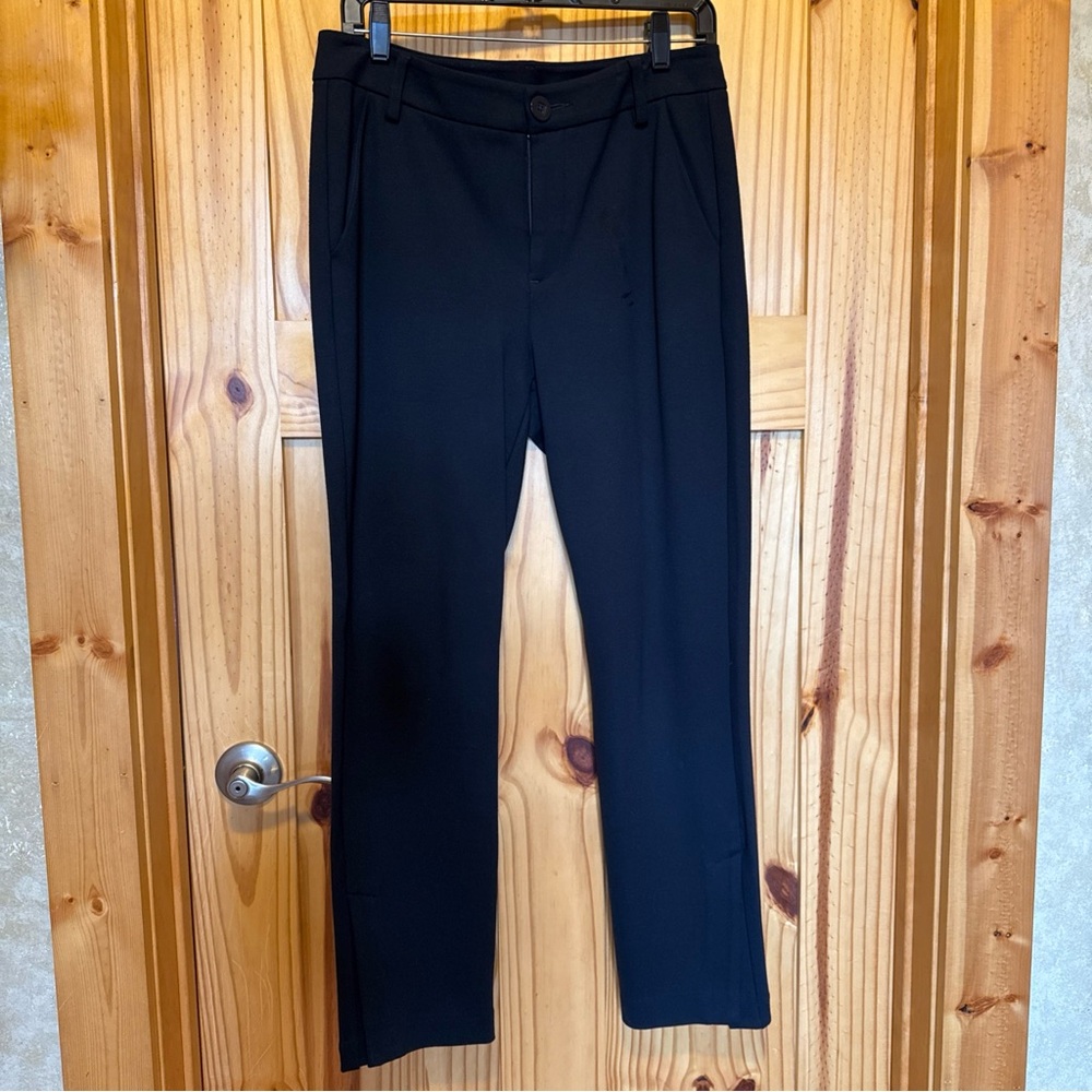 CAbi classic navy blue Pencil Trouser in size 8